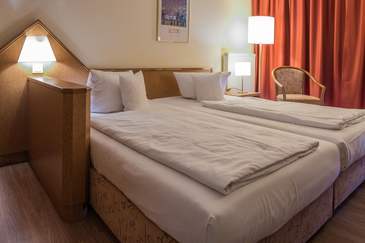 Hotel Residenz ลิมบัวร์เกอร์โฮฟ ภายนอก รูปภาพ
