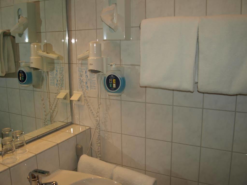 Hotel Residenz ลิมบัวร์เกอร์โฮฟ ภายนอก รูปภาพ